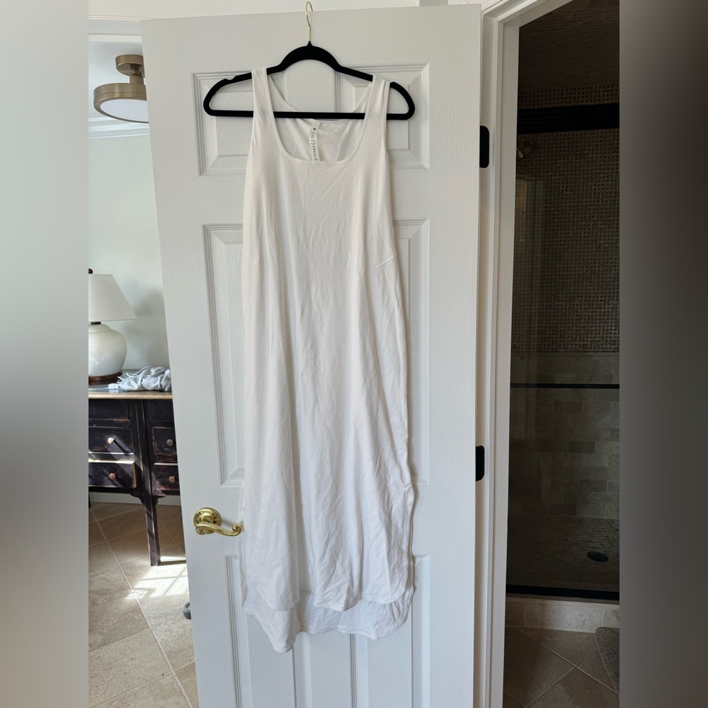 White Sleeveless Dress